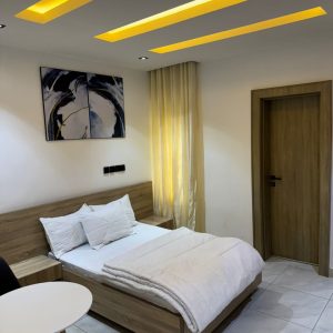 Buga Homes 3 Bedroom Flat (For Parties 10 Heads)